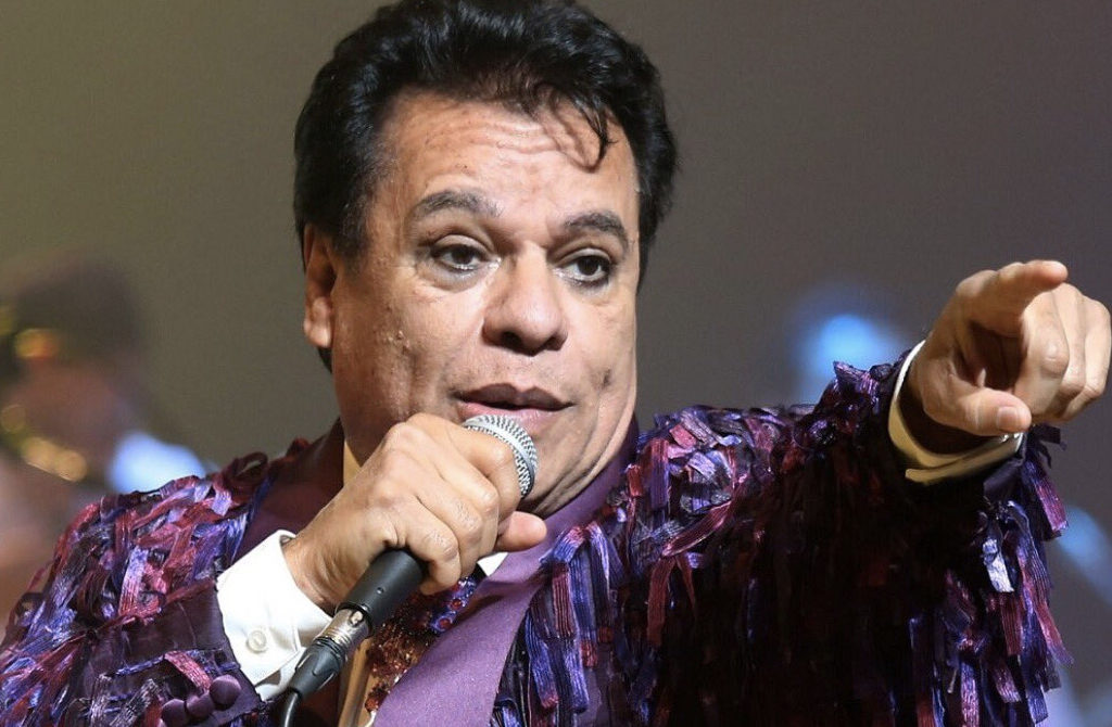 Juan Gabriel Dead At 66 Mexican Singer Dies Of Heart Attack